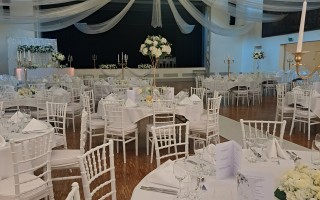 Hochzeitsdekoration bei Festhalle Sempach (Foto 10)
